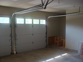 Katy area, Beautifully Remodeled Home! in Houston, TX (Photo 5 of 6)