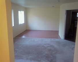 4 bedroom 2.5 bathroom 2005 sqf in Fontana, CA (Photo 5 of 6)