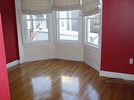 Apt for Rent in South Boston in Boston, MA (Photo 4 of 6)