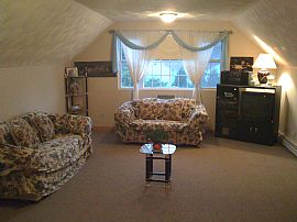 Spacious 4br – 2560 Sq. Ft. - 2 Car Garage Townhouse  in Danvers, MA (Photo 3 of 3)