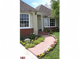 5 Bedroom Brentwood Beauty in Brentwood, CA