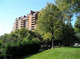 **SECURE UPSCALE VILLAGE OF CROSS KEYS CONDO** in Baltimore, MD (Photo 1 of 4)