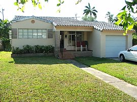 Immaculate 2 Bedroom Home for Rent After June 30, 2009 in Miami Springs, FL