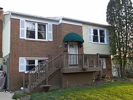 3 Br Near BOLLING AFB,ANDREWS,495- HUGE YARD in Fort Washington, MD