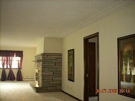 For Rent - Large Walk-out Rambler, New Carpet, Paint, etc. in Vadnais Heights, MN (Photo 4 of 6)