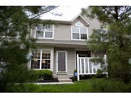 Beautiful Condo For Rent in Mount Laurel in Mount Laurel, NJ (Photo 2 of 3)