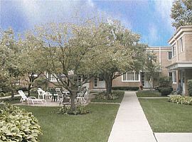 Affordable 3 story townhome near lake in Highland Park, IL