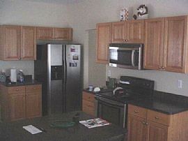 2/2 Silver Pines Condo in Macomb Township, MI (Photo 3 of 4)