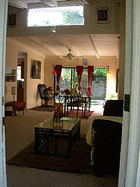 Cozy Gulfport Home in Gulfport, FL (Photo 4 of 5)