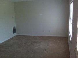 VERY SPACIOUS! 3 BEDROOM 2.5 BATH TOWNHOUSE in Decatur, GA (Photo 3 of 3)
