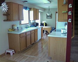 Beautiful, Airy, Newer Townhome in Savage, MN (Photo 4 of 6)