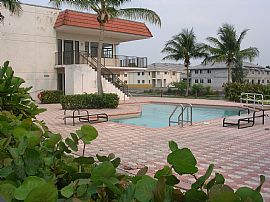 Huge 1300 sq.ft.2 bed 2 full bath, near NOVA uni. FLL  Airport  in Davie, FL