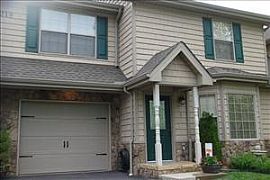 Gorgeous 3 BR, 2.5 BACondo “FOR RENT” in Gray in Gray, TN