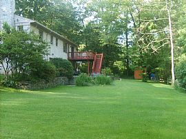 House for rent--Great location in Vienna, VA (Photo 2 of 5)