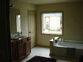 Fabulous new house in Dacula! in Dacula, GA (Photo 2 of 4)