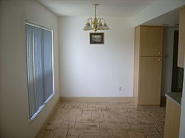 NON-SMOKERS ONLY, 3/2/2, Nice Cul-de-sac in Winter Park, FL (Photo 5 of 6)