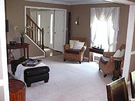 Huge 4 BR 2.5 Bath in Florence, KY (Photo 5 of 6)