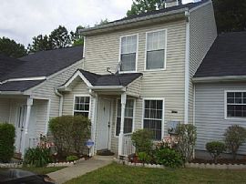 2BA/1.5BA w/ JETTED Tub. MARBLE FP. Min to I-20, Stonecrest in Lithonia, GA