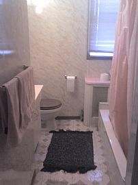 A HUGE 3 BEDROOM 1.5 BATHROOM HOUSE FOR RENT in Philadelphia, PA (Photo 3 of 4)