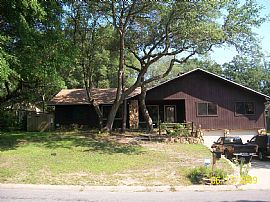 4 Bedroom between Niceville & BluwaterBay  $100 Discount in Niceville, FL
