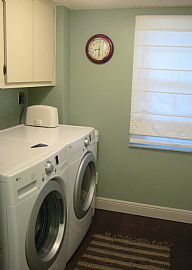 Spacious 2/2 Condo in Palm Aire in Pompano Beach, FL (Photo 5 of 6)