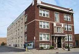 Unique Studio  in Brownstone Building in Minneapolis, MN