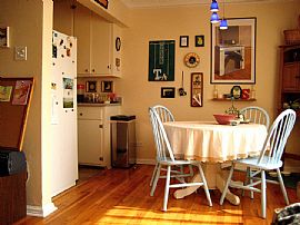 1 br 1 bath with HUGE closets, top floor, great location in Denver, CO