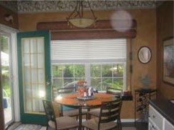 STUNNING 3bd/2.5 Bath Townhome EXCELLENT LOCATION in Cherry Hill, NJ (Photo 3 of 6)