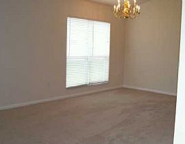 Awesome 4/2 split plan w/2 car Garage!  in Valrico, FL (Photo 5 of 6)