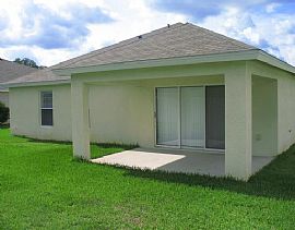 Awesome 4/2 split plan w/2 car Garage!  in Valrico, FL (Photo 6 of 6)