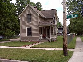 Nice 2 story, 3 Bedroom home for rent! in Jackson, MI