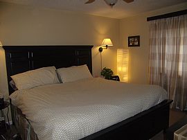 Conway Area Condo in Gated Community in Orlando, FL (Photo 2 of 6)