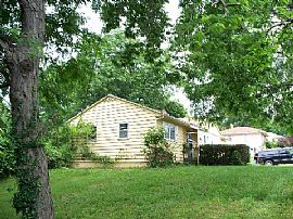 1a."Miniranch":custom Built 2br1.25ba 2gar. Nuupgrades       in Kansas City, MO (Photo 4 of 6)