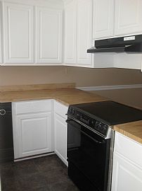 EXCELLENT 2 BR Home on water near VA, Ft Jackson, USC, Mid Tech in Columbia, SC (Photo 4 of 5)