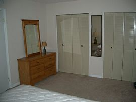 Fully furnished 1 Bedroom 1 Bath in North Charleston, SC (Photo 3 of 5)