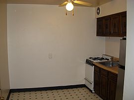 Large Efficiency Apartment - All Utilities Included in Oakley, OH