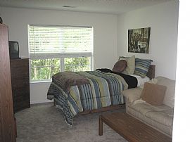 1720 Sq. Foot Townhome on wooded lot in Pooler, GA (Photo 6 of 6)