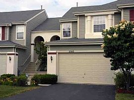 Walk to Stevenson High. Luxury Townhome in Tenerife Overview  in Buffalo Grove, IL (Photo 2 of 6)