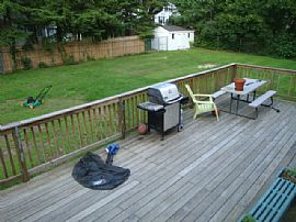  FIVE BEDROOM on outer edge of city in Portland, ME (Photo 5 of 6)