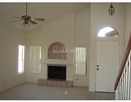 Nice 4br at 1900 OLD MILL LANE in Henderson, NV (Photo 2 of 4)