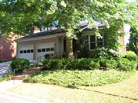 3 Bedroom House in Brookhaven!!!! in Atlanta, GA