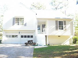 Tenant wanted for this lovely home in Jonesboro, GA