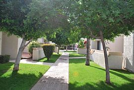 2 Bed/2 Bath Beautiful North Phoenix Townhome in Phoenix, AZ (Photo 6 of 6)