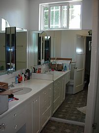 Spanish House-$3650 Best Steal in Beverly Hills! WOW in Beverly Hills, CA (Photo 4 of 5)