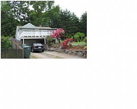 North City/Shoreline - 3+ Bedroom Home in Shoreline, WA