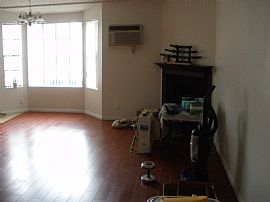 1 br 1 ba with washer/dryer in unit in Tujunga, CA