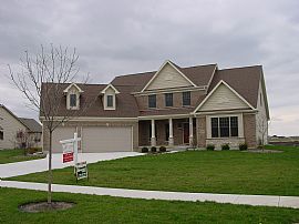 Brand new 3400 sq. ft. 4 bed, 3 1/2 bath, 3 1/2 car garage in Sycamore, IL