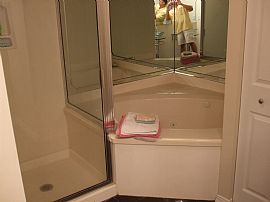 3 bedroom 3 bath condo on gulf in Fort Walton Beach, FL (Photo 5 of 6)