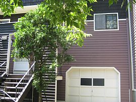 2 BEDROOM NEWLY RENOVATED TOWNHOUSE BRANFORD CT in Branford, CT (Photo 6 of 6)