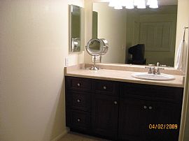 Ahwatukee condo near south mt., 2 bdr., 2 bath in Phoenix, AZ (Photo 3 of 6)